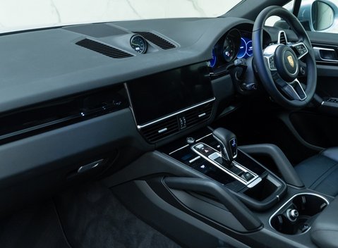 Porsche Cayenne E-Hybrid Coupe 20