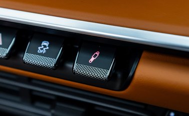 Porsche 911 Targa 4S (992) 28