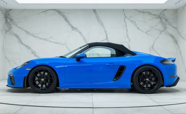 Porsche 718 SPYDER 4