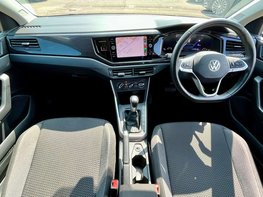 Volkswagen Polo 1.0 Polo Life TSi Semi-Auto 5dr 2