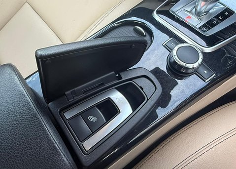 Mercedes-Benz SLC 250d AMG Line Convertible 2dr Diesel G-Tronic Euro 6 (s/s) (204 ps) 28