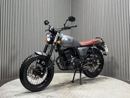 WK Bikes Scrambler 2023 ONLY 5K 1 OWNER MOT AUGUST 2027 LEARNER 125CC 5