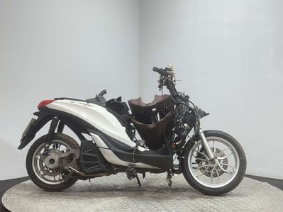 Piaggio Medley 2019 NON RUNNING PROJECT SCOOTER BREAKER PARTS BIKE 125CC