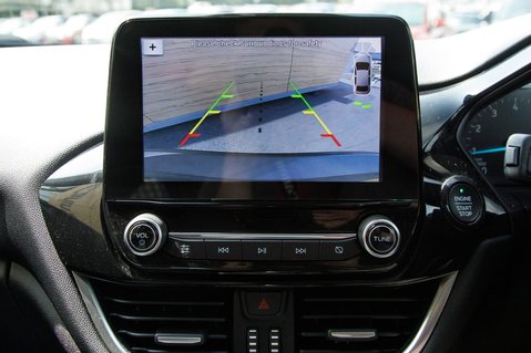 Ford Fiesta TITANIUM 27