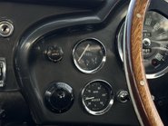 Aston Martin DB6 MANUAL 56