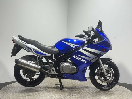 Suzuki GS500 FAIRER 2004 ONLY 14K MOT RIDES GREAT CLEAN CLASSIC 500CC TWIN