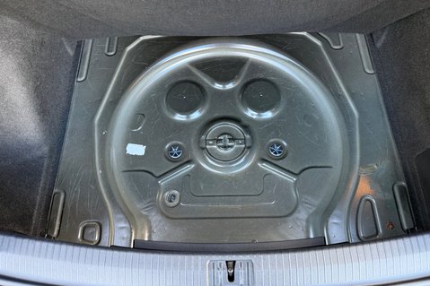 Volkswagen Tiguan R-LINE TDI DSG - RARE LEATHER INTERIOR - APPLE CAR PLAY -CAMERA 66