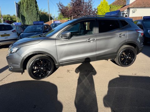 Nissan Qashqai 1.6 dCi Tekna 4WD Euro 6 (s/s) 5dr 11