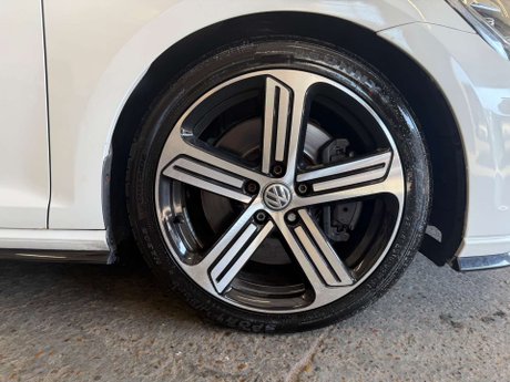 Volkswagen Golf 2.0 TSI BlueMotion Tech R Hatchback 5dr Petrol DSG 4Motion Euro 6 (s/s) (31 10