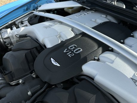 Aston Martin Vantage S V12 83