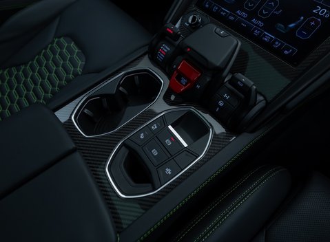 Lamborghini Urus S 26