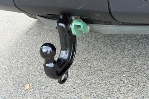 Land Rover Discovery SDV6 SE TECH - 11 SERVICES RECORDED INC CAMBELT CHANGE 4