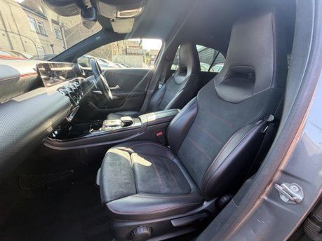 Mercedes-Benz A Class A 180 D AMG LINE EXECUTIVE 17