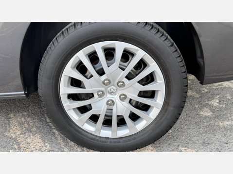 Vauxhall Vivaro L1H1 F2900 PRO S/S 16