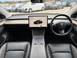 Tesla Model 3 Saloon 4dr Electric Auto RWD (241 bhp) 31