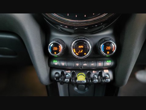 Mini Hatch COOPER S LEVEL 2 23