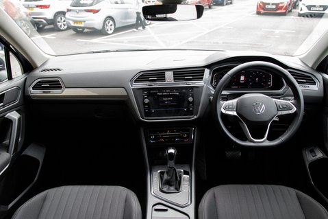 Volkswagen Tiguan Allspace LIFE TSI DSG 3
