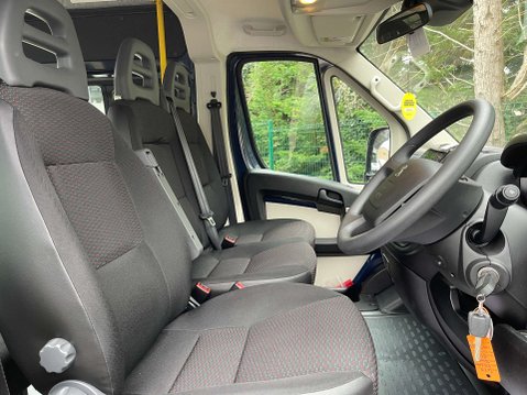 Peugeot Boxer 2.2 440 17seat Non-D1 accessible Minibus Lite with full width ramp L4 H2 Eu 21