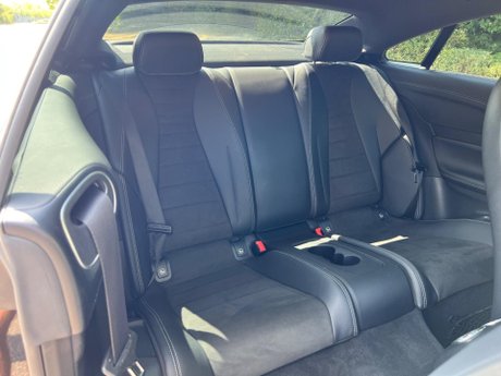 Mercedes-Benz E Class 2.0 E220d AMG Line (Premium Plus) G-Tronic+ Euro 6 (s/s) 2dr 28