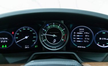 Porsche 911 (992) Sport Classic 15