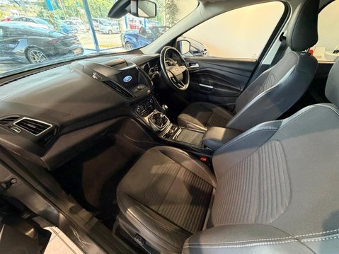 Ford Kuga 2.0 TDCi Titanium Euro 6 (s/s) 5dr 30