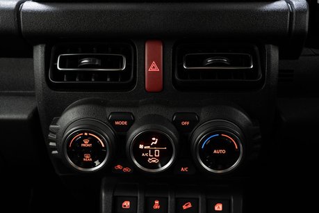 Suzuki Jimny Sierra SUV 1.5 AUTOMATIC petrol 12