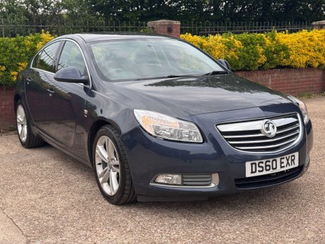 Vauxhall Insignia 1.8 Insignia SRi 5dr 9