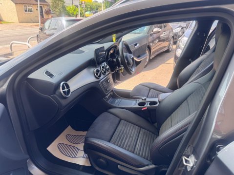 Mercedes-Benz GLA 1.6 GLA200 AMG Line (Premium) 7G-DCT Euro 6 (s/s) 5dr 25