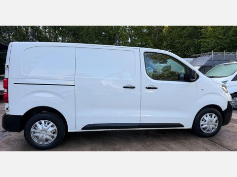 Peugeot Expert 2.0 BlueHDi 1400 Professional Standard Panel Van 6dr Diesel Manual MWB Euro 11