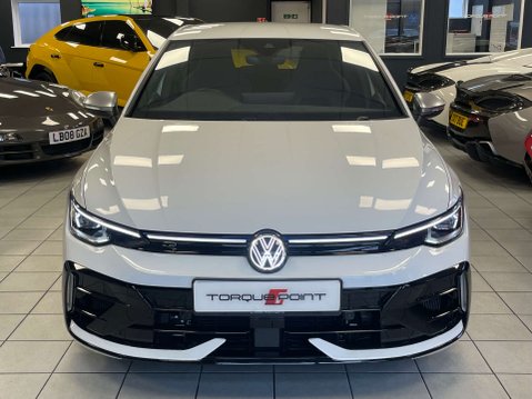 Volkswagen Golf 2.0 Golf R TSi 4Motion Semi-Auto 4WD 5dr 4