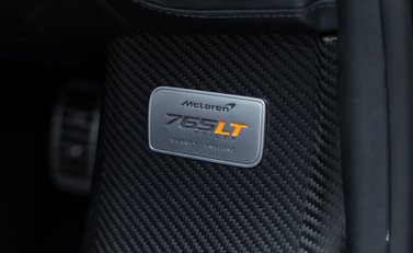McLaren 765LT Spider 36