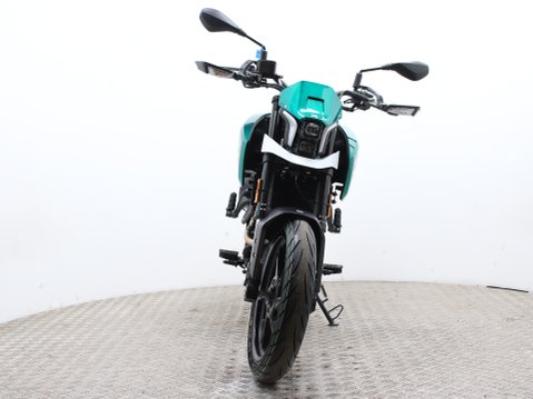 Benelli BKX 125 S 17