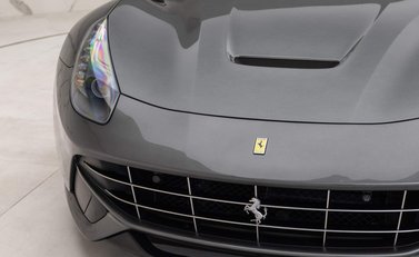 Ferrari F12 Berlinetta 22