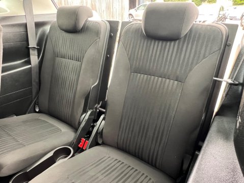 Vauxhall Zafira 1.4i Turbo Design Euro 6 5dr 28