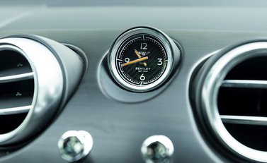 Bentley Bentayga V8 19