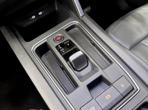Cupra Formentor 1.4 eHybrid 12.8kWh V2 SUV 5dr Petrol Plug-in Hybrid DSG Euro 6 (s/s) (204 17