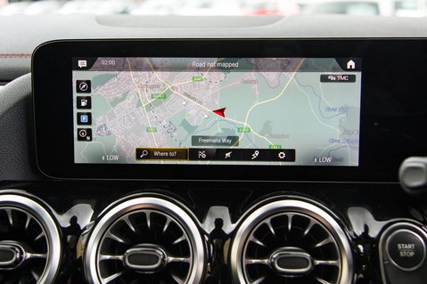 Mercedes-Benz EQA EQA 250 AMG LINE PREMIUM 25