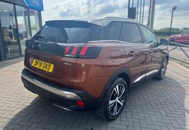 Peugeot 3008 1.6 PURETECH S/S GT LINE AUTO 5