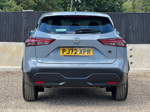 Nissan Qashqai DIG-T ACENTA PREMIUM DCT MHEV 8