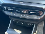 Hyundai i20 T-GDI PREMIUM MHEV 31