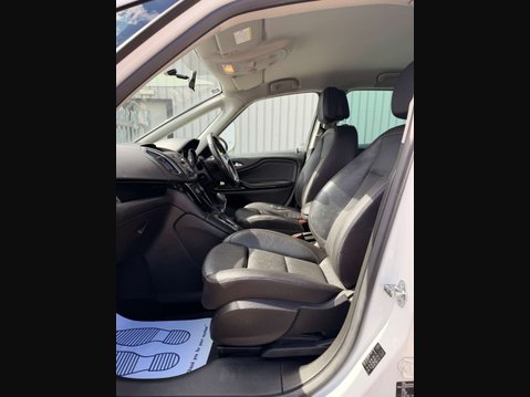 Vauxhall Zafira 1.4 Zafira Tourer SRi T Auto 5dr 17