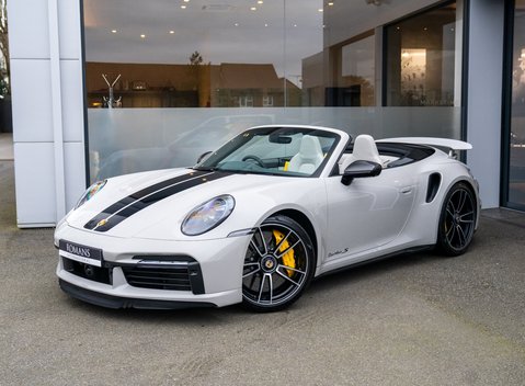 Porsche 911 Turbo S Cabriolet (992) 3