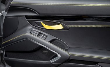 Porsche 911 (991.2) Carrera T 21