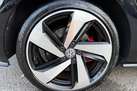Volkswagen Golf GTI PERFORMANCE TSI DSG - PANORAMIC SUNROOF  66