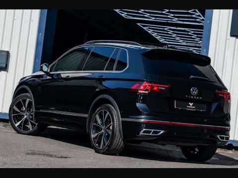 Volkswagen Tiguan 1.5 Tiguan R-Line TSi Semi-Auto 5dr 28