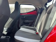 Toyota Aygo VVT-I X-PLAY X-SHIFT 9