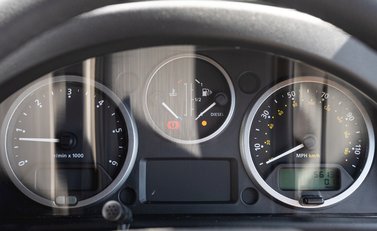 Land Rover Defender 90 Landmark 16