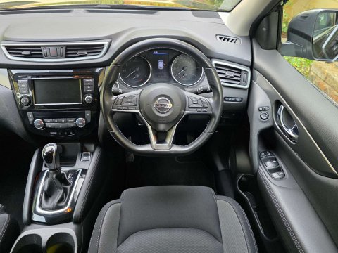 Nissan Qashqai 1.3 Qashqai N-Connecta DiG-T Semi-Auto 5dr 11