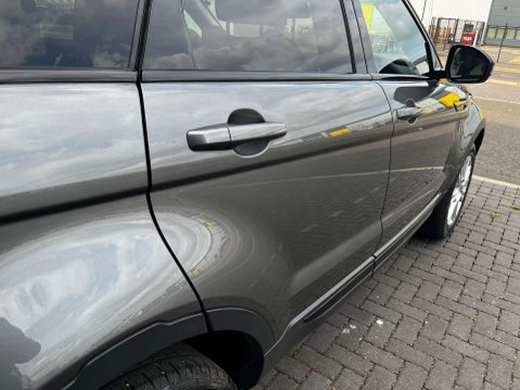 Land Rover Range Rover Evoque 2.0 Range Rover Evoque SE Tech TD4 Auto 4WD 5dr 54