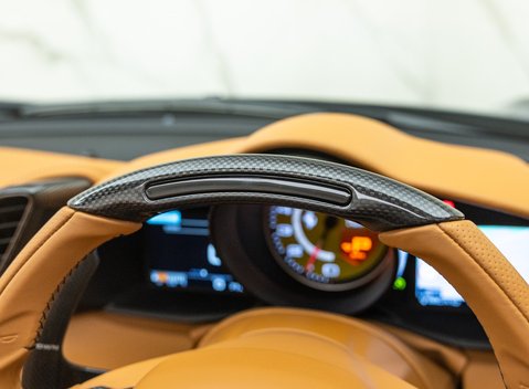 Ferrari 488 SPIDER 29